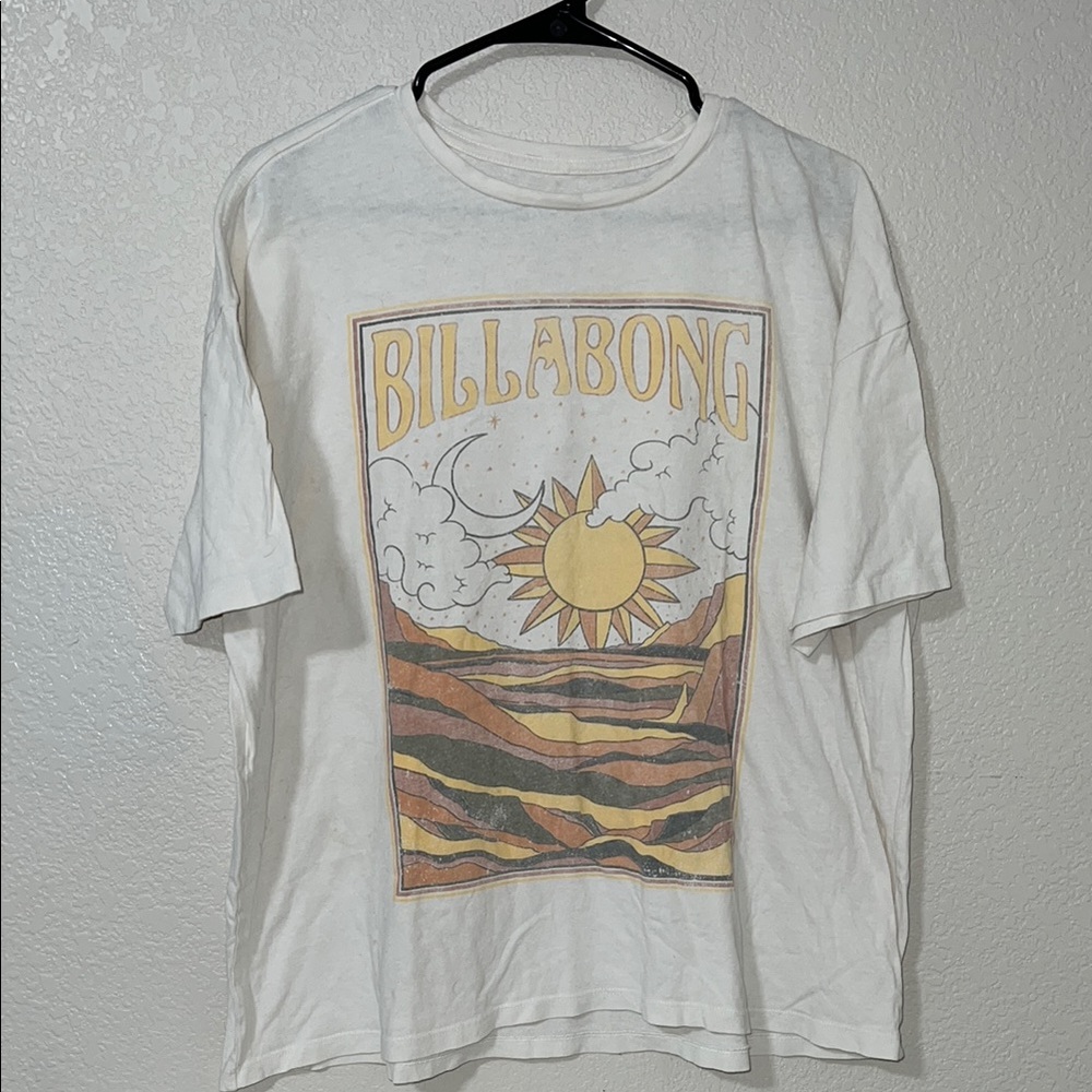 🔴 Billabong Oversized Graphic T-Shirt